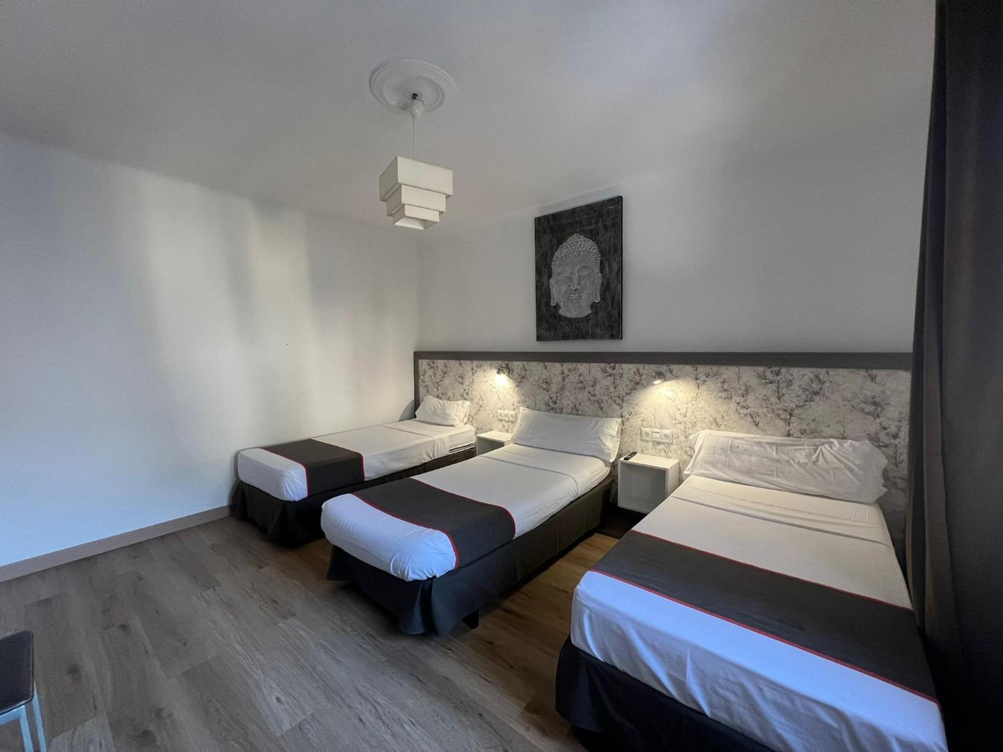 Hello Madrid Otel Dış mekan fotoğraf